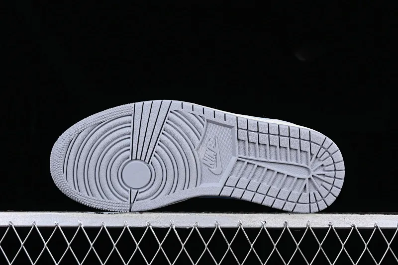 All categories Air Jordan Jordan series basketball shoes Air Jordan 1 Low Air Jordan 1 Low "Born To Fly" AJ1 Joe 1 blue and white flame FJ7219-441